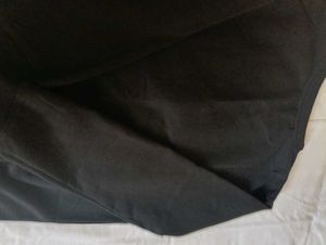 Sweatshirt With A Print nd Thread Work