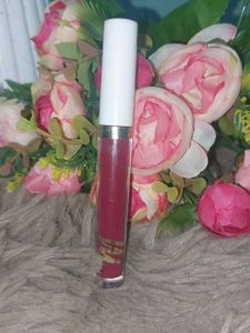 Myglamm liquid lipstick, Shade - Dogging