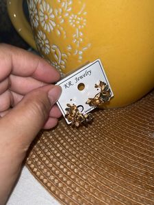 KR Jewelry Floral Earrings