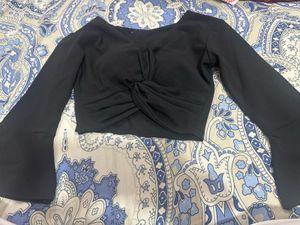 Black paded  Crop Top