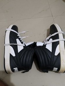 Puma High-Top Sneakers