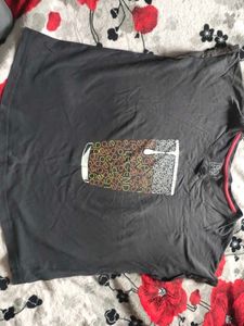 Graphic Print Tee