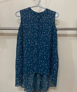 Floral Sleeveless Blouse