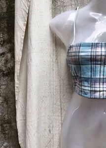 9277. Cute Plaid Crop Top