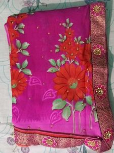 Floral Print Pink Saree