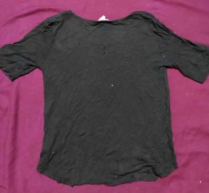 H&amp;M Black T-Shirt - Soft and Flowy