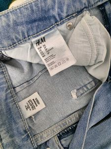 Light Wash Cropped Wide Leg Jeans
