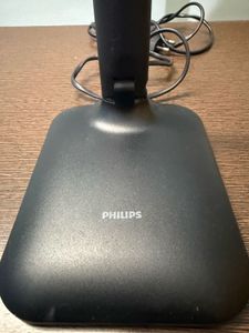 Adjustable LED Desk Lamp