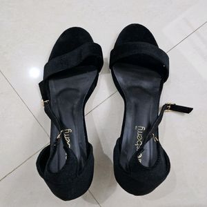 Black Dressberry Everyday Heels