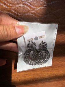 Fashion Earrings - Silver Tone