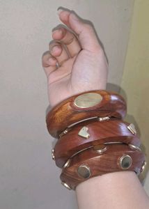 Y2k Wooden Bangle Stack