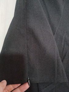 Black Sleeveless Surplice Top