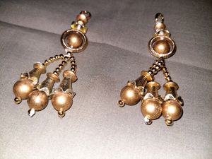 Hand Made latkan Bridal lehanga Tassels Fancy dulhan latkan (Gold)
