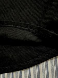 Plain Black Fitted Crop Top