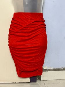 H&amp;M Branded Pencil Red Skirt