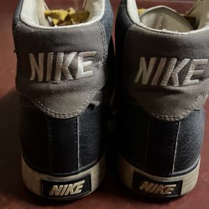 NIKE BLAZER