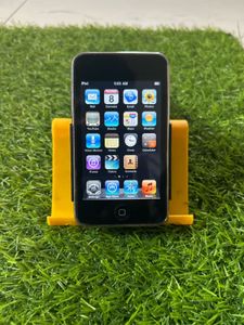 Apple iPod Touch (2nd Generation) Brand new