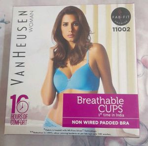 38C TWILIGHT BLUE NON WIRRED PADDED BRA💙💙