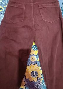 Floral Crop Top &amp; Purple Jeans