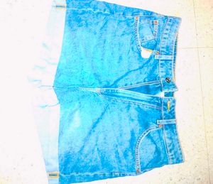 Never Used Women Blue Denim Shorts