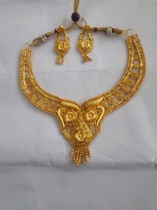 BEAUTIFUL GOLD LOOK CHOKER N LONG SET