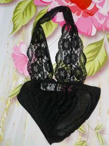 (1100)Black Lace Halter Lingerie