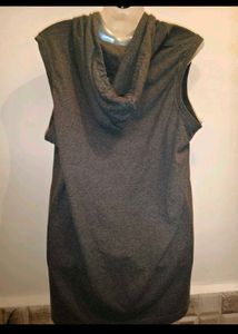 Gray Sleeveless Hoodie T-Shirt