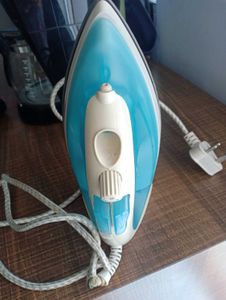 Koryo Steam Iron