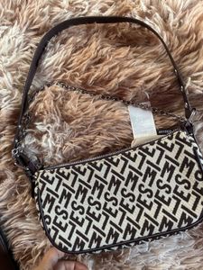 H&amp;M Stylish Handbag