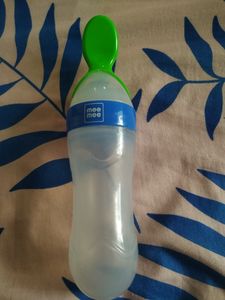 Silicone baby spoon feeder