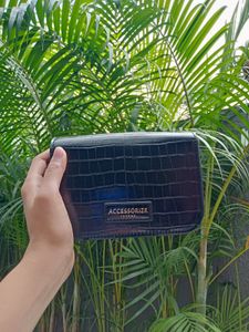 Sling Bag
