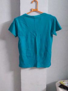 Cute Giraffe Tee