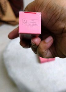 Benefit Cosmetics - Splash &amp; Plush Tint