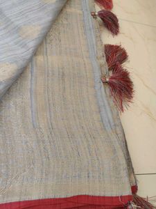Elegant Silk Saree Zari
