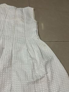 White Sleeveless Dress