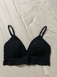 H&M Black 🖤Lace Bralette