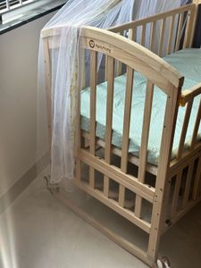 Baby Cot with Mosquito Net