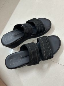 Black Wedges