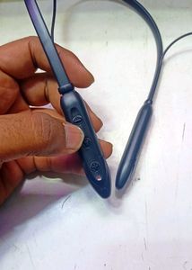 Bluetooth Neckband Earphone