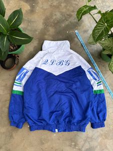 Windcheater