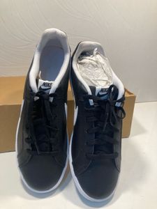 Nike Court Royale Shoes - Black/White