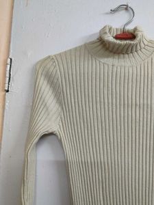 Ribbed Knit Bodycon Dress