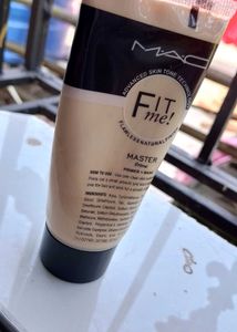 MAC Fit Me! Foundation