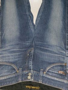 Venus Jean: Classic Denim