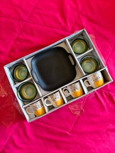 Ceramic cups + Glass bowls + Plastic plate (9 Pcs)