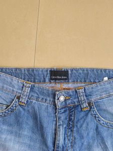 Calvin Klein Light Blue Denim | Waist 34in | Vinta