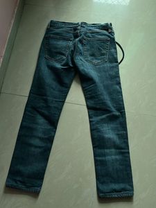 Levi&#39;s jeans