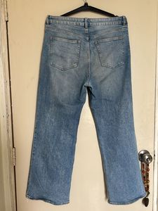 H&amp;M STRAIGHT FIT JEANS