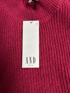 Stylish Two-Tone Women's Sweater