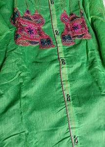 Green Kurti